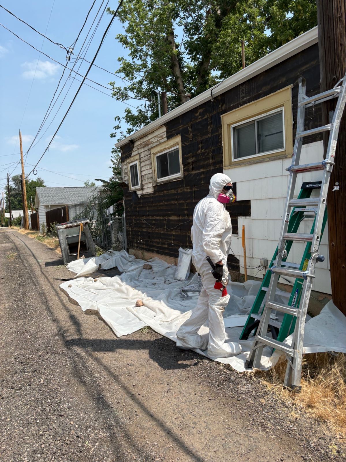 Asbestos Siding Abatement - Advantage Environmental Abatement job site